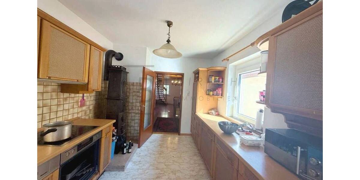 Mehrfamilienhaus, Wohnhaus Neu-Ulm Stadtmitte - 9 Zimmer, 260 m&sup2;, 1.040.000&euro; | Angebot:25702925