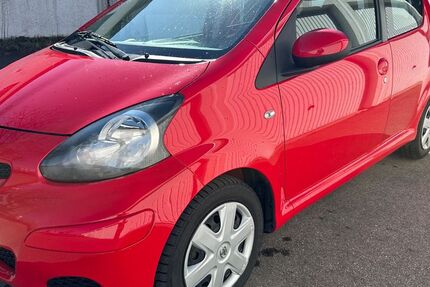 Toyota Aygo (X) 53.000 km 5.299 &euro; Neu-ulm 89231