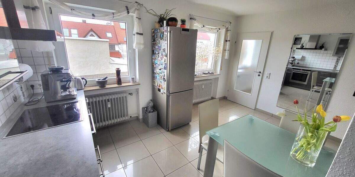Etagenwohnung Neu-Ulm Pfuhl - 3 Zimmer, 86 m&sup2;, 305.000&euro; | Angebot:25664454