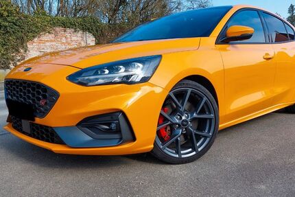 Ford Focus 58.289 km 26.300 &euro; Harthausen 89364