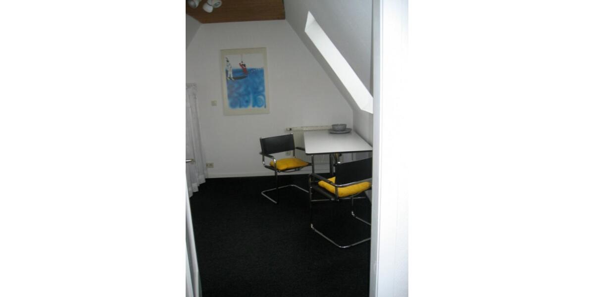 Dachgeschoßwohnung Neu-Ulm Burlafingen - 1.5 Zimmer, 31 m&sup2;, 450&euro; | Angebot:25168564