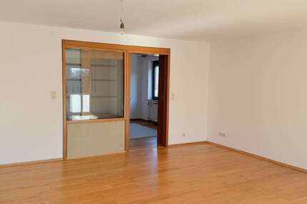 Wohnung Laupheim - 4 Zimmer, 90 m&sup2;, 980&euro; | Angebot:26246935