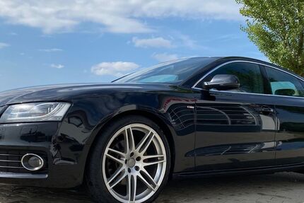 Audi A5 186.000 km 12.900 &euro; Nersingrn 89278