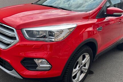 Ford Kuga 119.200 km 8.599 &euro; Neu-ulm 89231