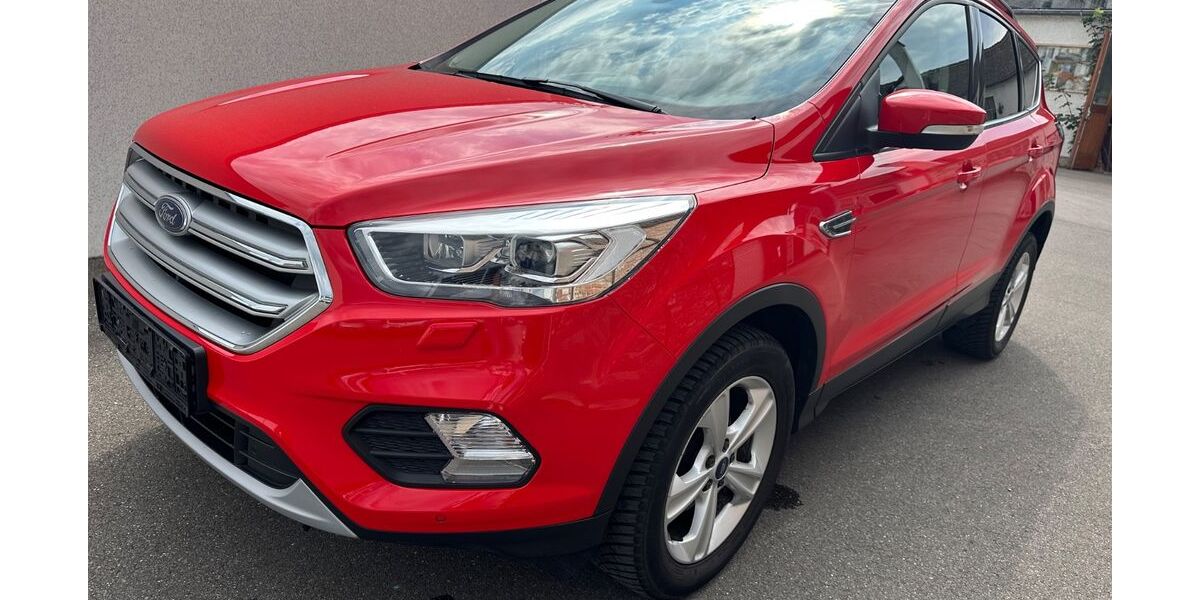 Ford Kuga 119.200 km 8.599 &euro; Neu-ulm 89231