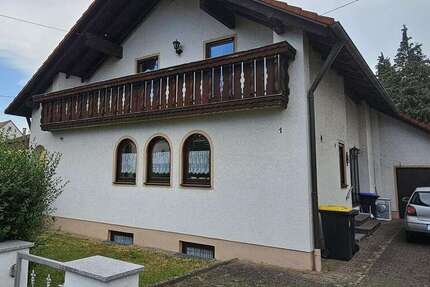 Haus Ichenhausen - 8 Zimmer, 200 m&sup2;, 565.000&euro; | Angebot:22427335