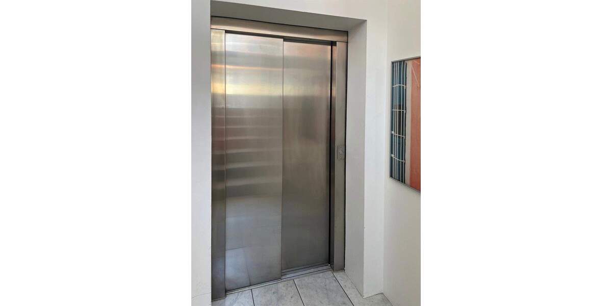 Etagenwohnung Ulm Mitte - 7 Zimmer, 151 m&sup2;, 720.000&euro; | Angebot:25864338