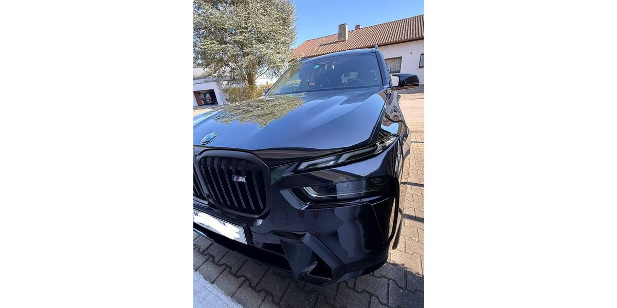 BMW X7 M60 35.500 km 83.999 &euro; Ulm 89075