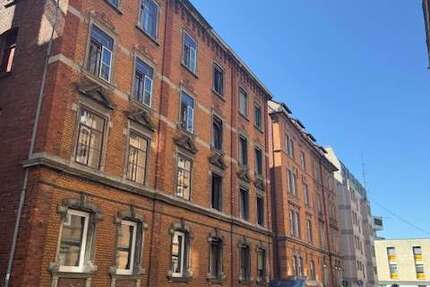 Haus Ulm - 16 Zimmer, 460 m&sup2;, 980.000&euro; | Angebot:26062281