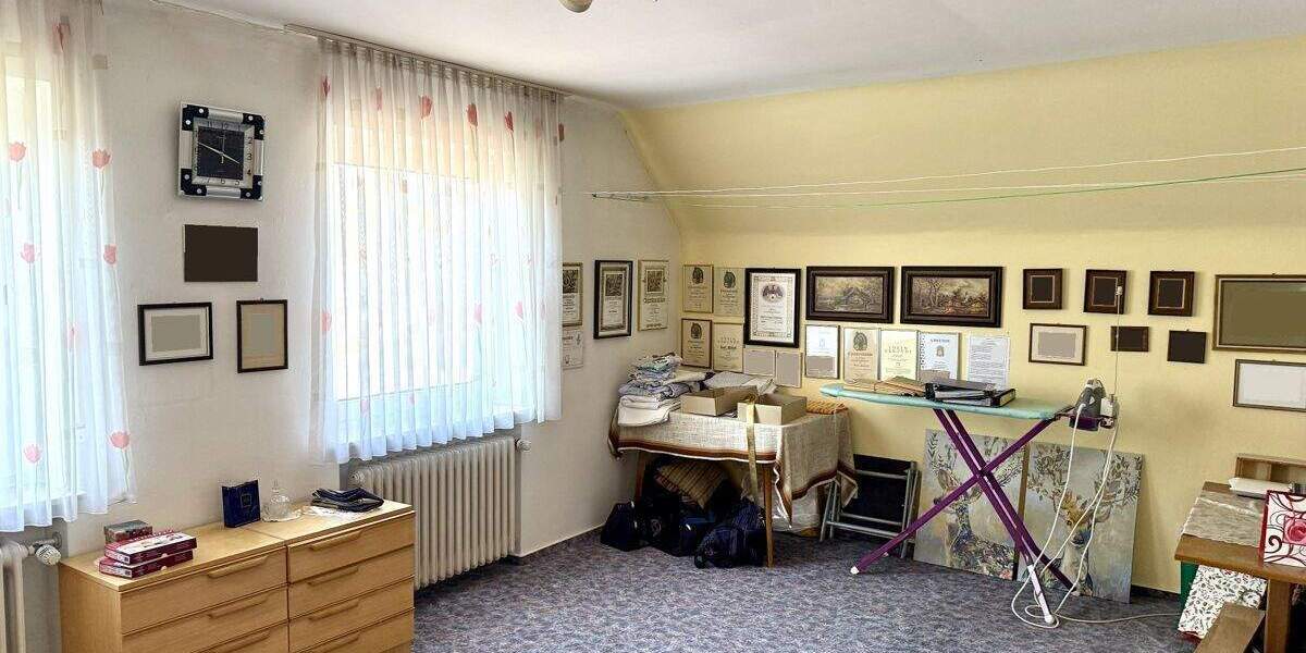 Einfamilienhaus Pfaffenhofen an der Roth / Berg Berg - 6 Zimmer, 128 m&sup2;, 380.000&euro; | Angebot:25896126