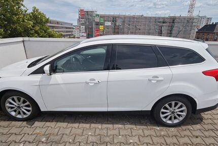 Ford Focus 51.924 km 11.100 &euro; Ulm 89079