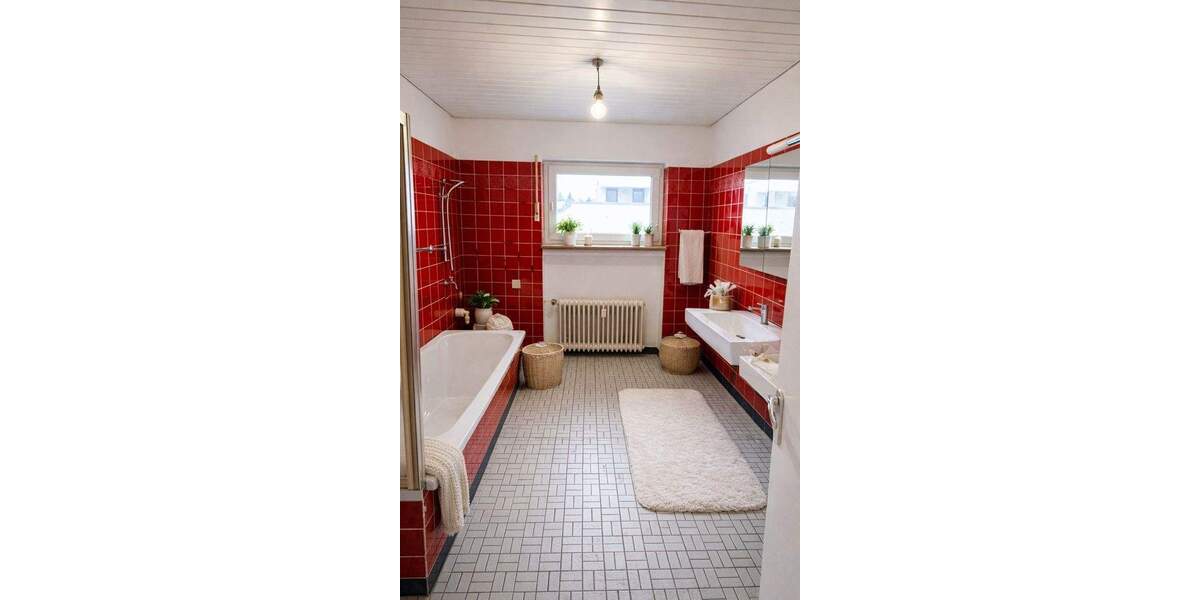 Etagenwohnung Laichingen - 3 Zimmer, 108 m&sup2;, 300.000&euro; | Angebot:25735202