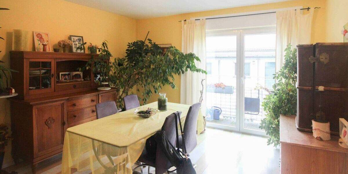 Etagenwohnung Ulm Oststadt - 4 Zimmer, 88 m&sup2;, 299.000&euro; | Angebot:26189508