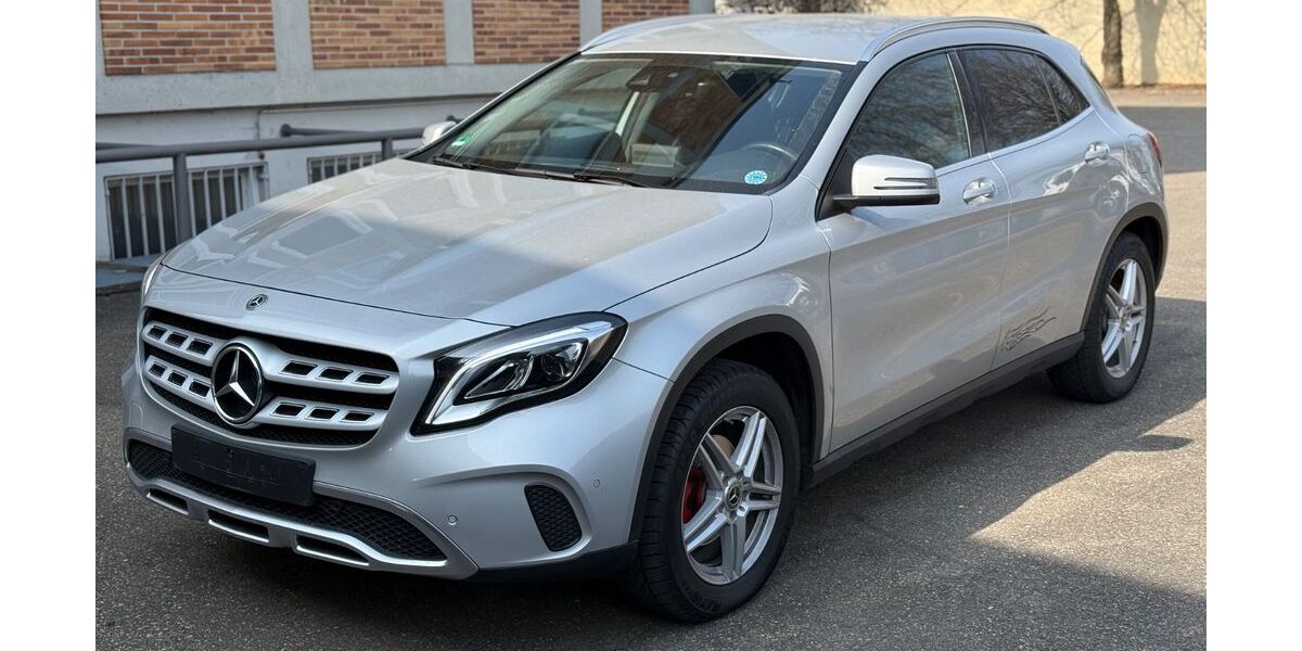 Mercedes-Benz GLA 180 50.000 km 18.999 &euro; Neu-Ulm 89231