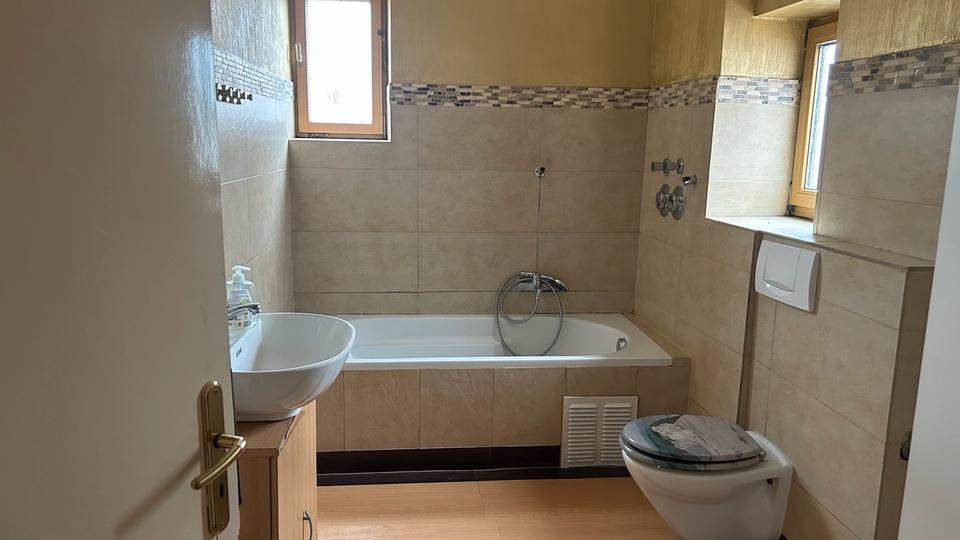 Etagenwohnung Ichenhausen - 3 Zimmer, 87 m&sup2;, 950&euro; | Angebot:25283553