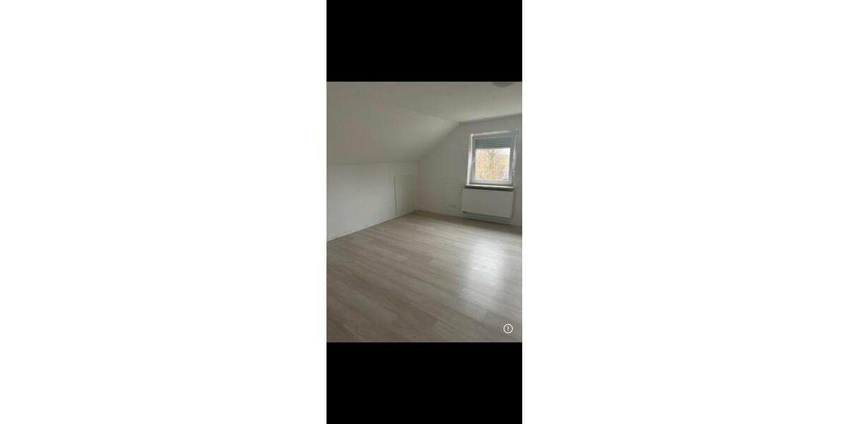 Dachgeschoßwohnung Ellzee - 3 Zimmer, 75 m&sup2;, 800&euro; | Angebot:25866727