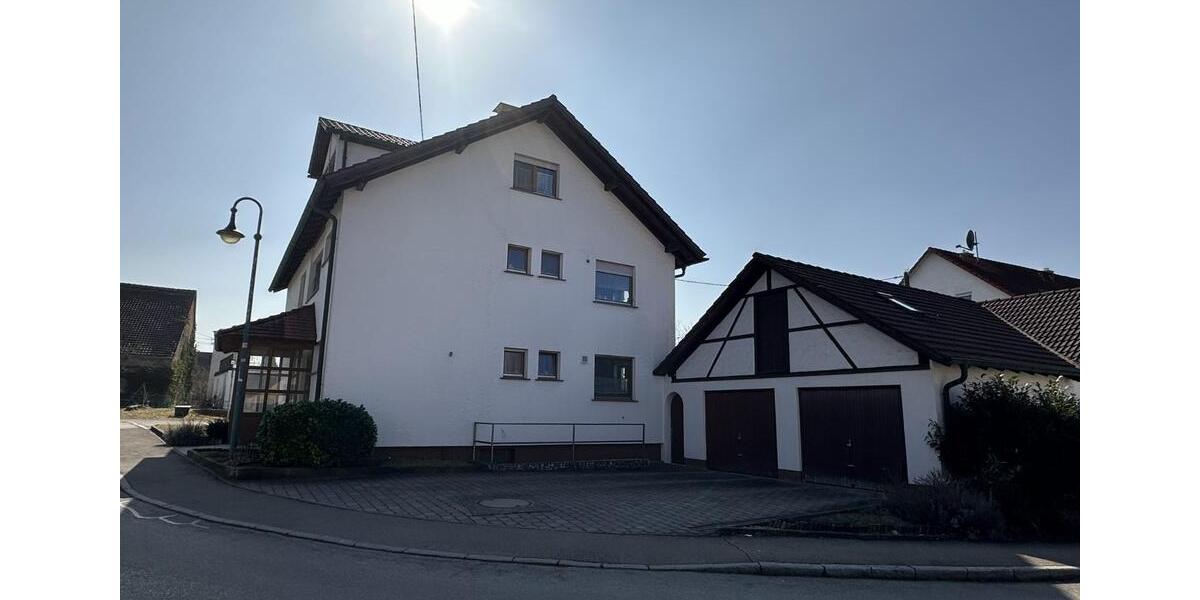 Mehrfamilienhaus, Wohnhaus Blaustein - 7.5 Zimmer, 211 m&sup2;, 519.000&euro; | Angebot:24739983