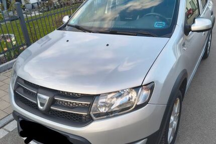 Dacia Sandero 140.000 km 3.600 &euro; Illertissen 89257