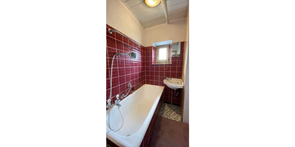 Doppelhaushälfte Offingen - 5 Zimmer, 96 m&sup2;, 180.000&euro; | Angebot:25667511