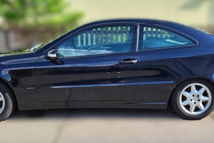 Mercedes-Benz 220 267.205 km 1.500 &euro; Senden 89250